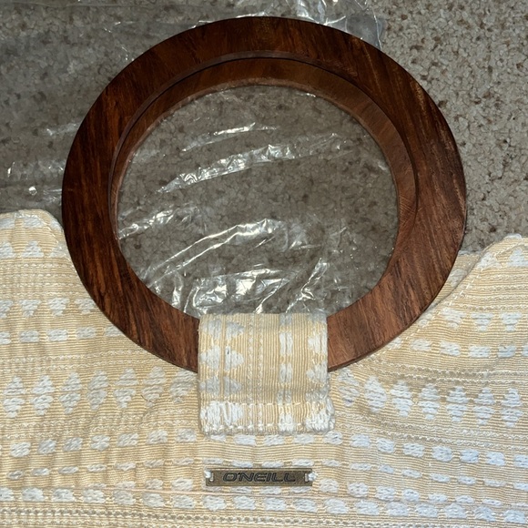 New O’Neil woven purse - Picture 2 of 5